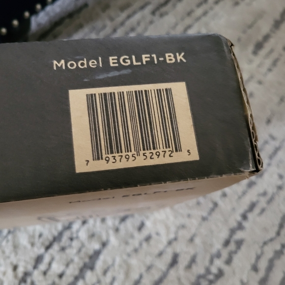 New, Echogear FullMotion TV mount - Picture 3 of 3